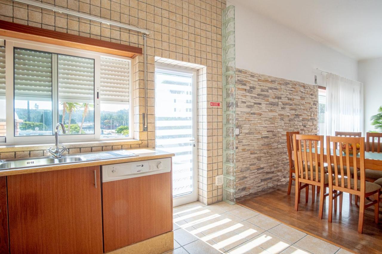 8 Rodrigues Family House - Villa With Patio Nazaré Dış mekan fotoğraf