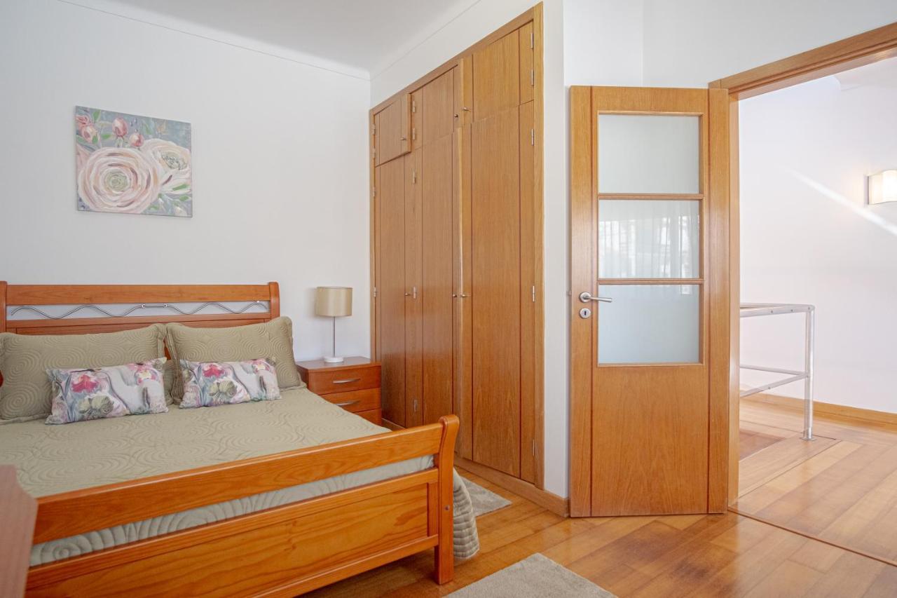 8 Rodrigues Family House - Villa With Patio Nazaré Dış mekan fotoğraf